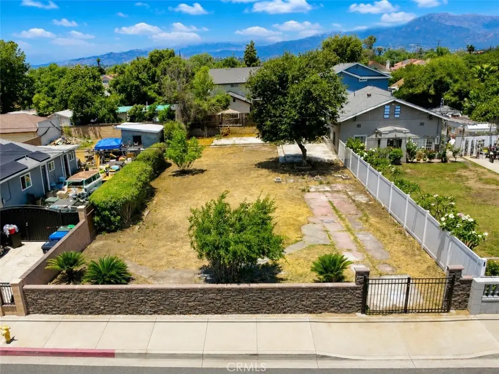 949 W Grand Ave, Pomona, CA 91766 - #1