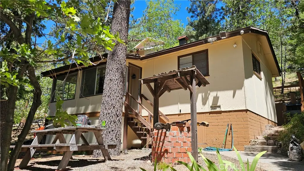 32800 Willow, Running Springs, CA 92382 - #1