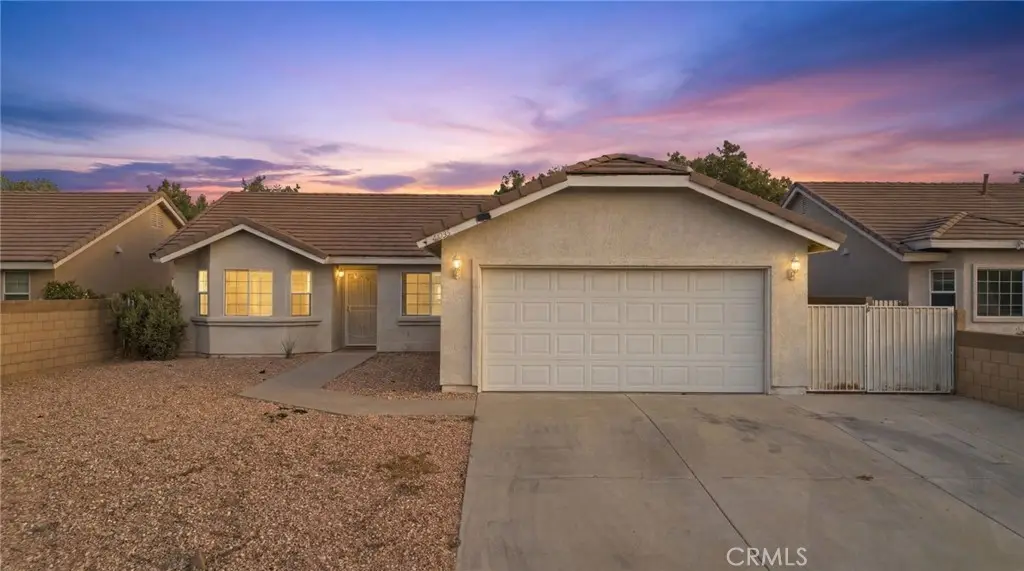 44846 Fenhold, Lancaster, CA 93535 - #1