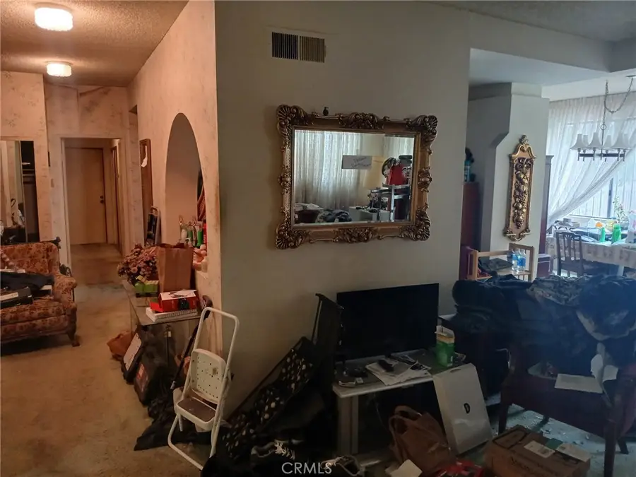 1305 N Columbus, Glendale, CA 91202 - #3