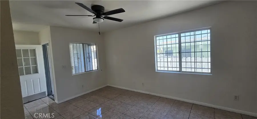 8416 Graham, Los Angeles, CA 90001 - #3