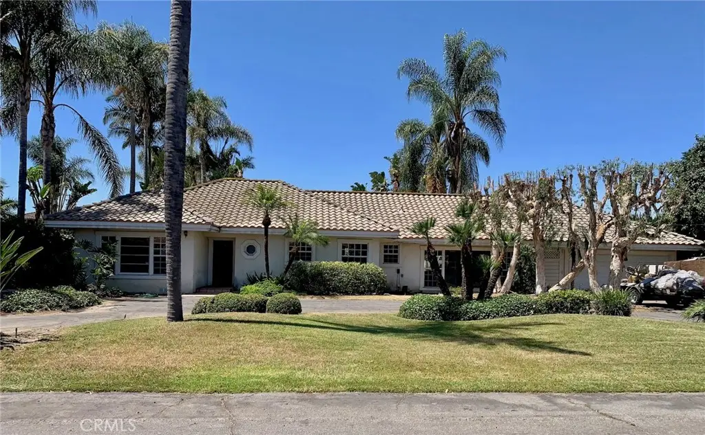 8144 Valdina, Downey, CA 90240 - #1