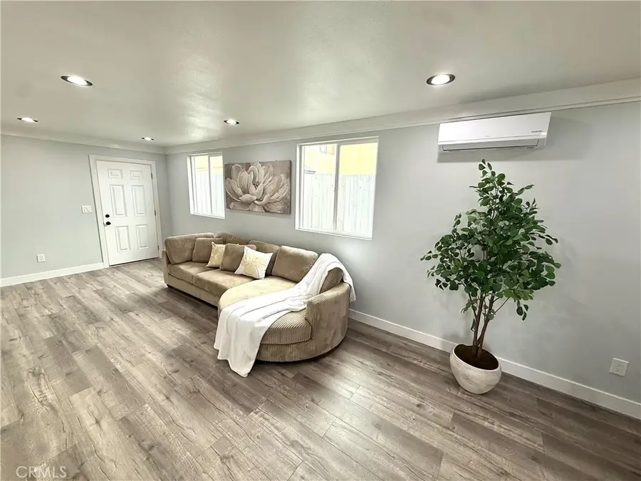 8733 Beach, Los Angeles, CA 90002 - #3