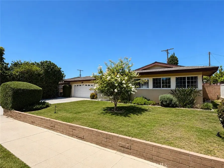 11247 Ruffner, Granada Hills, CA 91344 - #2