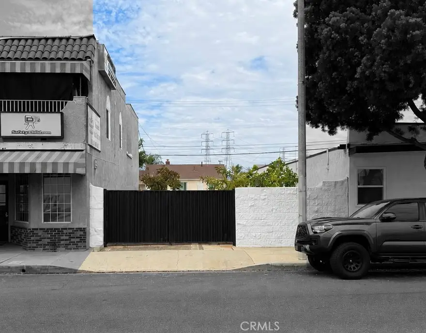 2616 W Beverly Blvd, Montebello, CA 90640 - #1