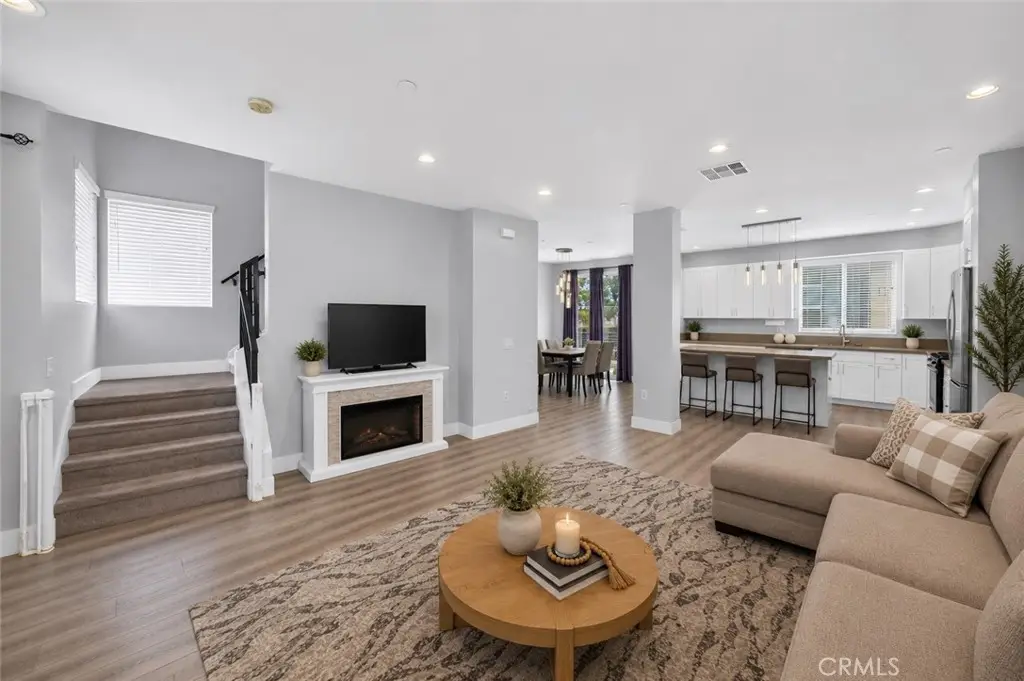 7960 Telegraph, Downey, CA 90240 - #1
