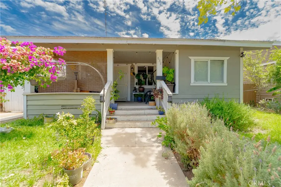 632 N College, Fresno, CA 93728 - #3