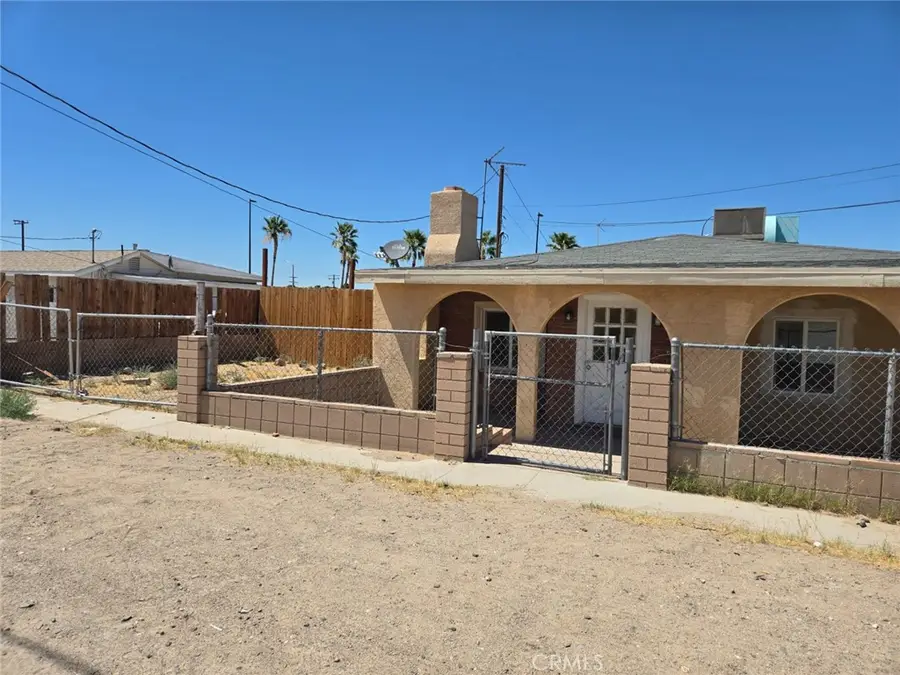 2009 Aurora Way, Barstow, CA 92311 - #2