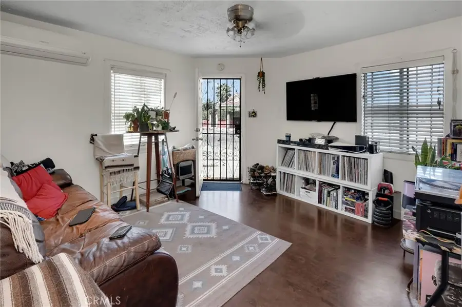1701 E 3rd Street, Los Angeles, CA 90033 - #3
