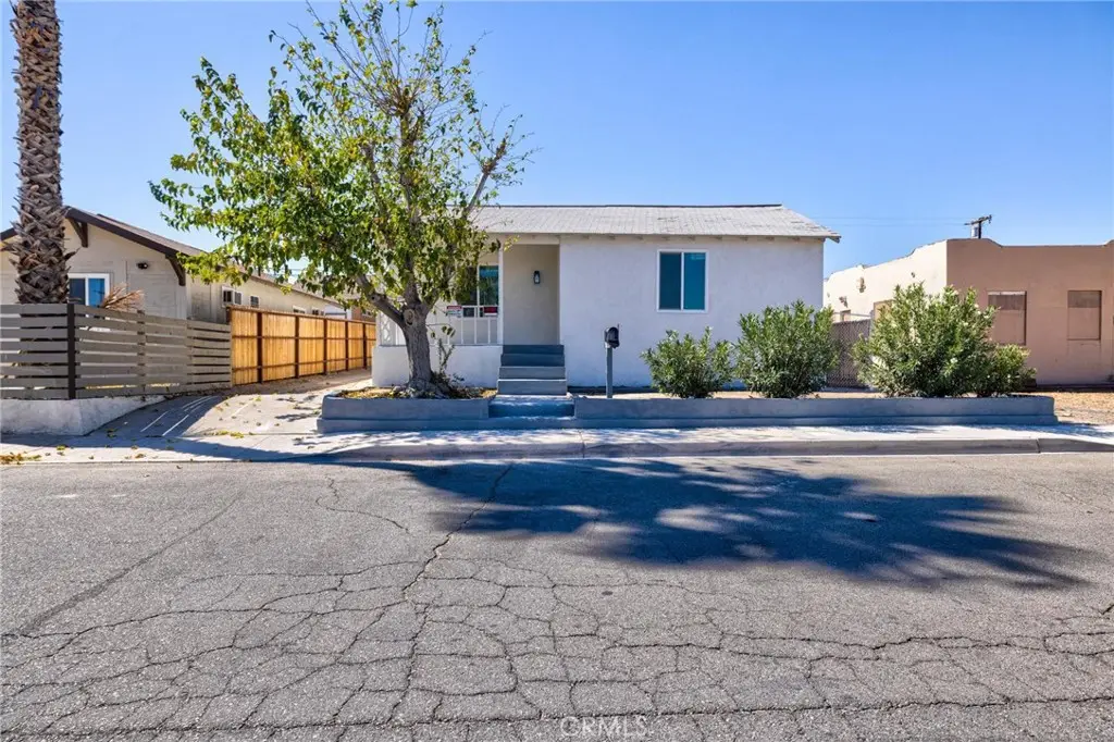 124 W Fredricks, Barstow, CA 92311 - #1