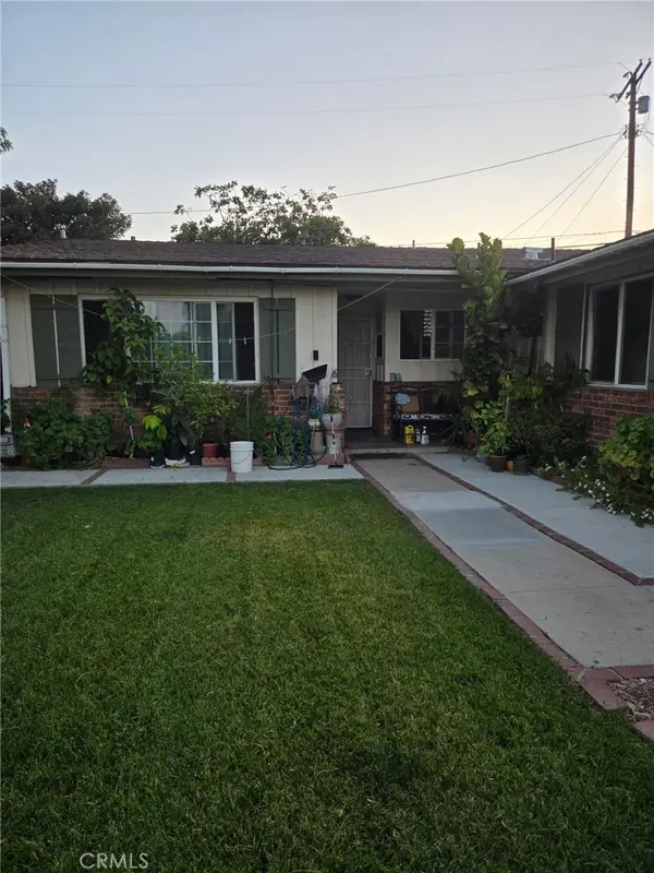 7827 Bakman, Los Angeles, CA 91352