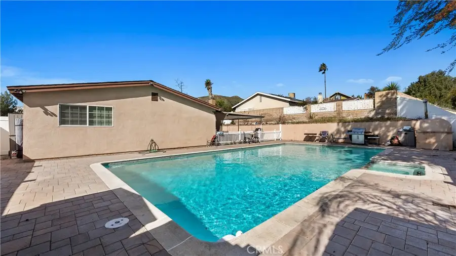 28140 Tambora, Canyon Country, CA 91351 - #2