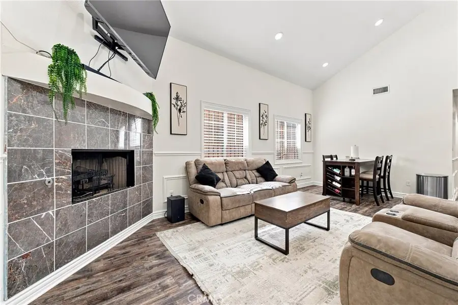 2414 Santa Ana Boulevard S, Los Angeles, CA 90059 - #3