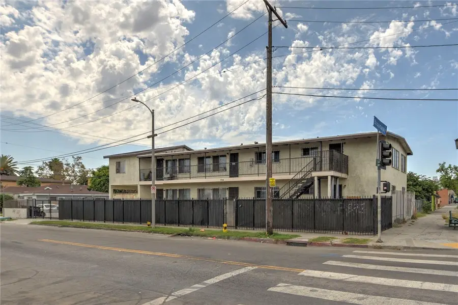 254 W 83rd Street, Los Angeles, CA 90003 - #3