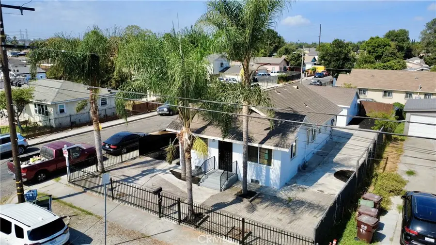 1115 S Acacia, Compton, CA 90220 - #2