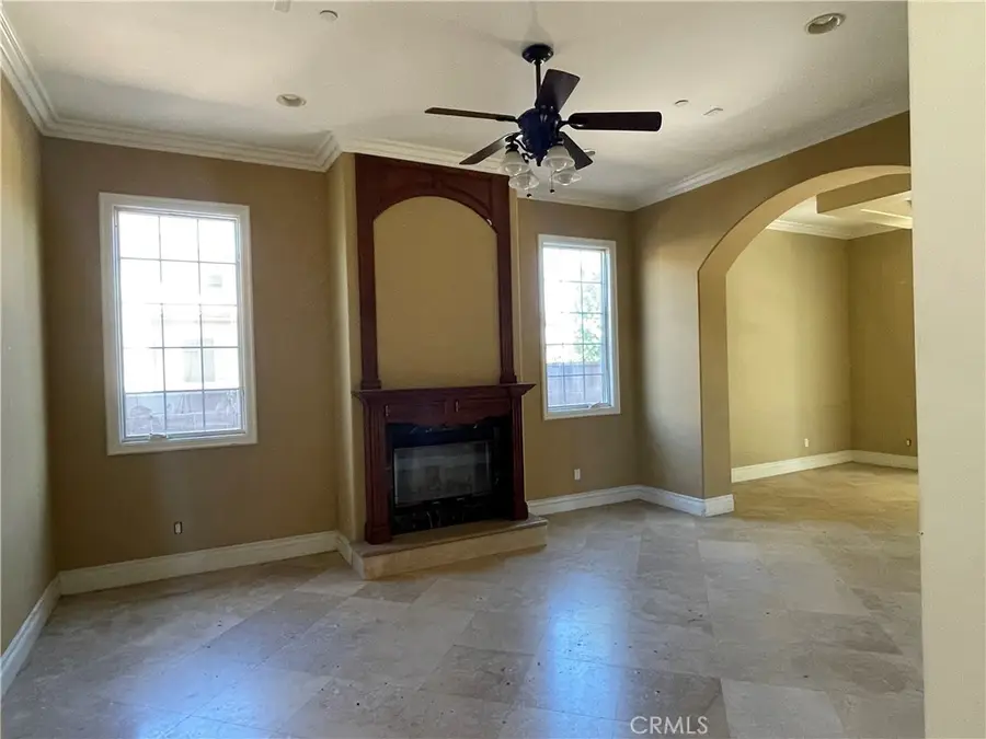 10040 Mattock Avenue, Downey, CA 90240 - #3