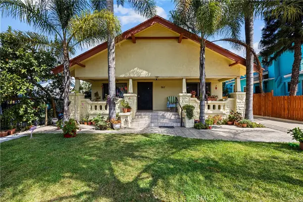 707 W 49th Street, Los Angeles, CA 90037