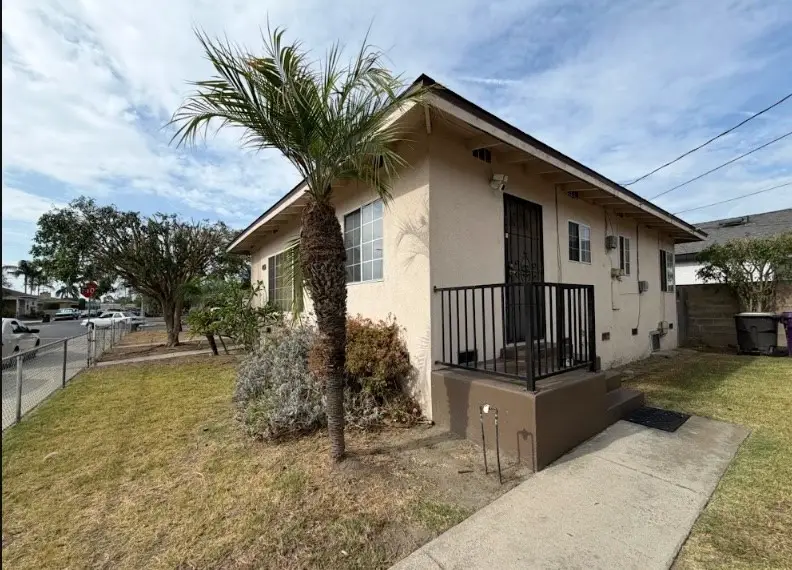 2901 Webster, Long Beach, CA 90810 - #1