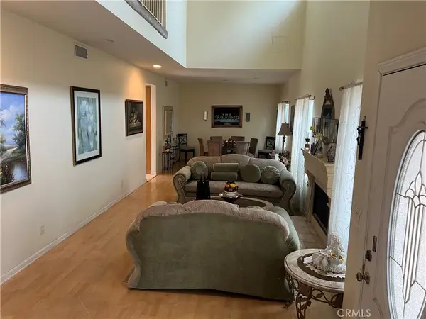 6816 Geyser Ave, Reseda, CA 91335