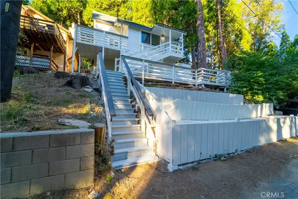 744 Woodland, Crestline, CA 92325