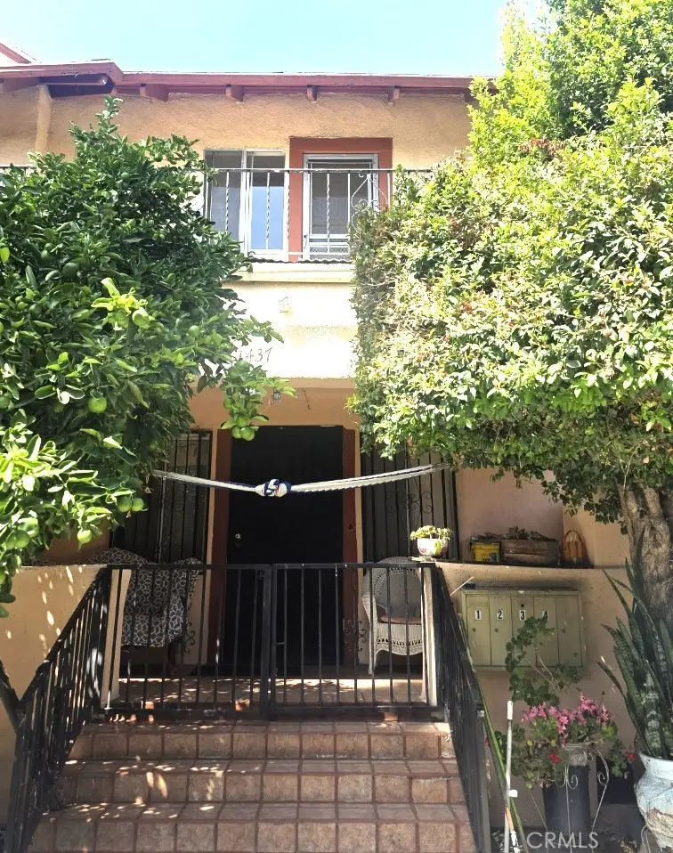 1437 Bonnie Brae Street, Los Angeles, CA 90006 - #2