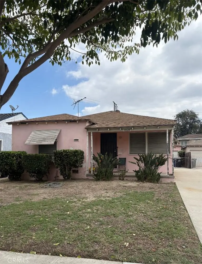 10124 Hildreth Avenue, South Gate, CA 90280 - #3