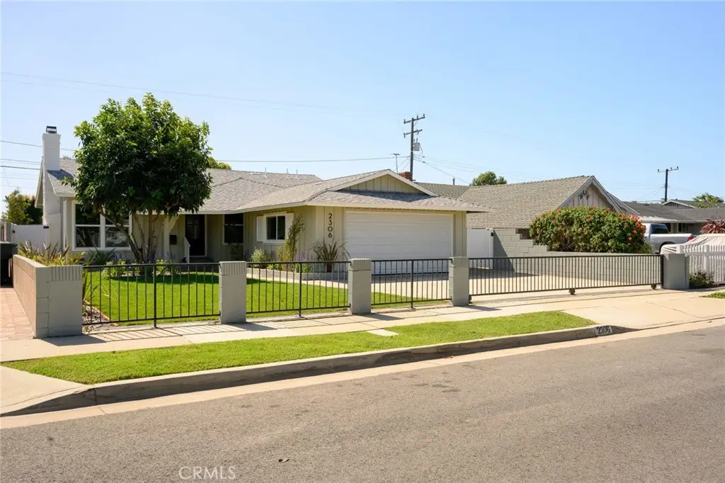 2306 W 180th St, Torrance, CA 90504 - #1