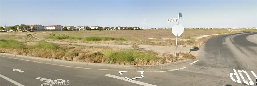 60 W Avenue J-4, Lancaster, CA 93536 - #3