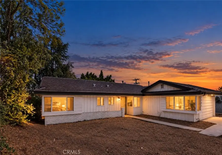 6301 Avenue De Palma, Jurupa Valley, CA 92509 - #3