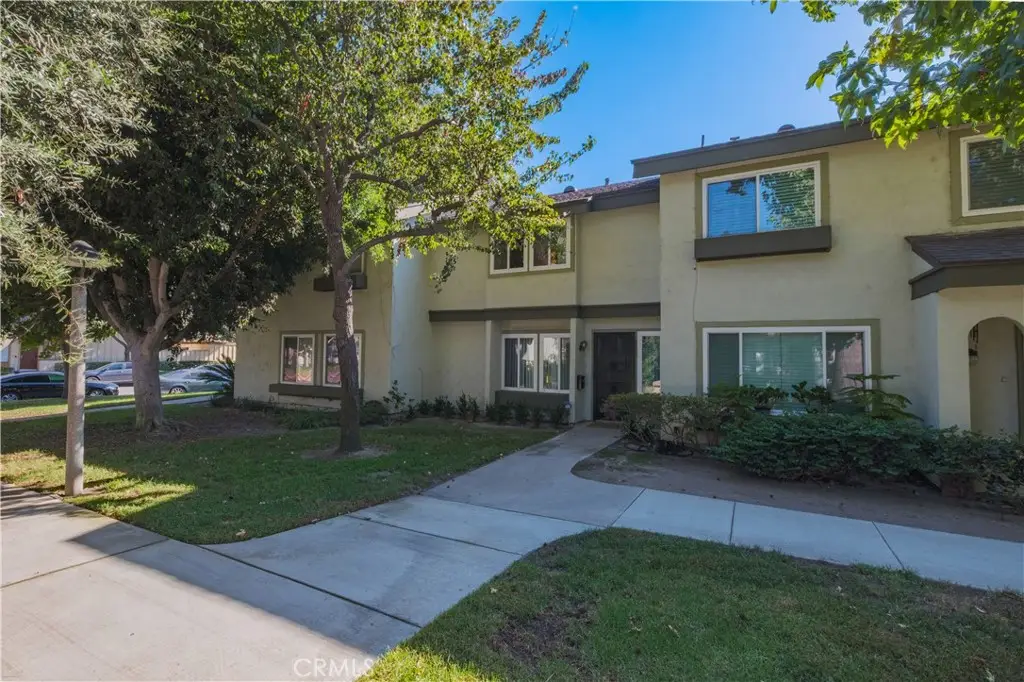 9567 Karmont Avenue, South Gate, CA 90280 - #1