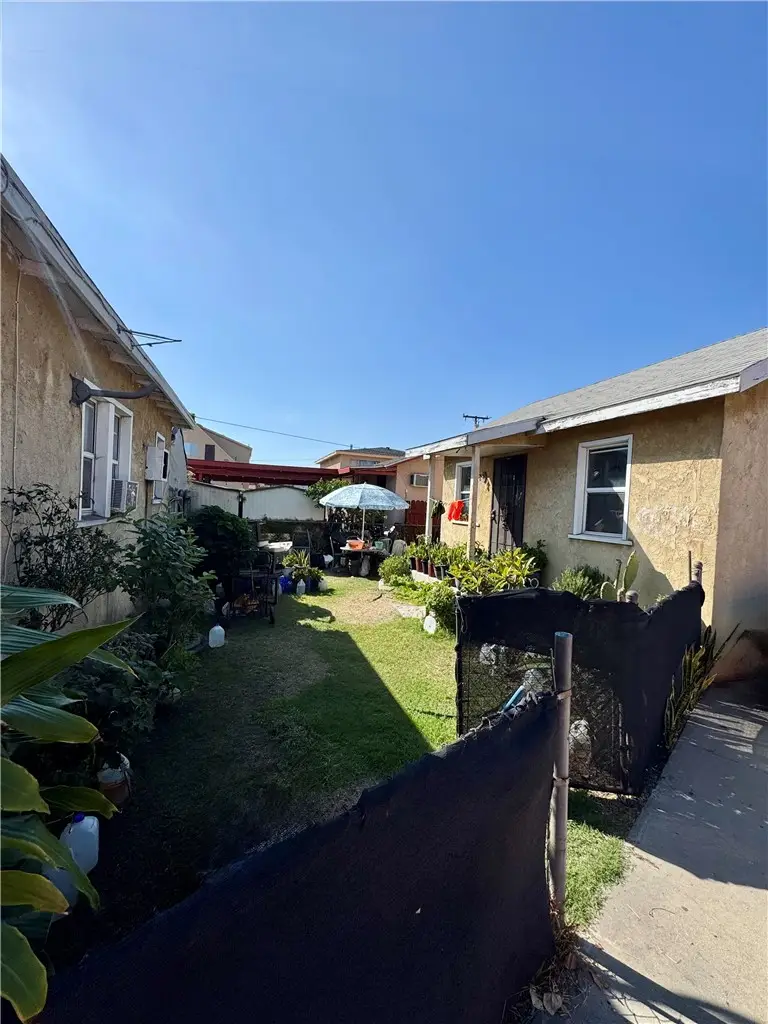 5067 E 60th, Maywood, CA 90270 - #3