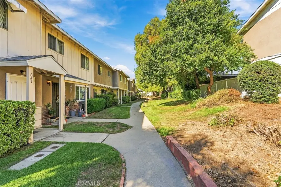 669 E Matchwood Place, Azusa, CA 91702 - #3