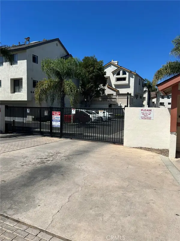15111 Freeman Avenue #35, Lawndale, CA 90260