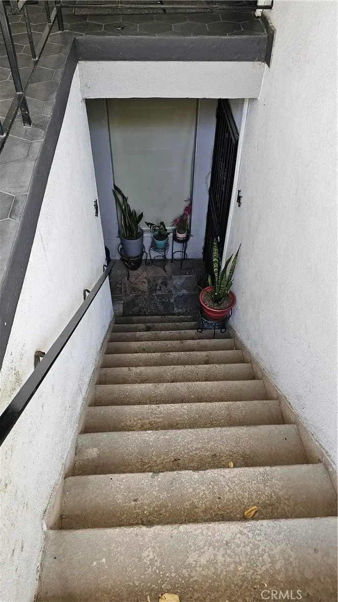 4431 Don Ricardo Dr #13, Los Angeles, CA 90008 - #3