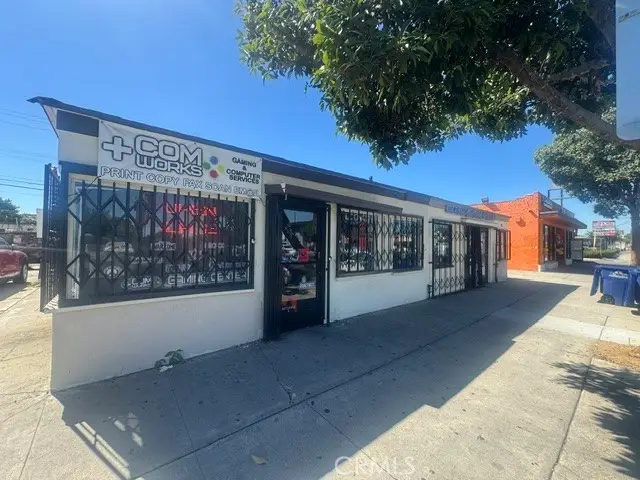 3292 Tweedy Boulevard, South Gate, CA 90280 - #3