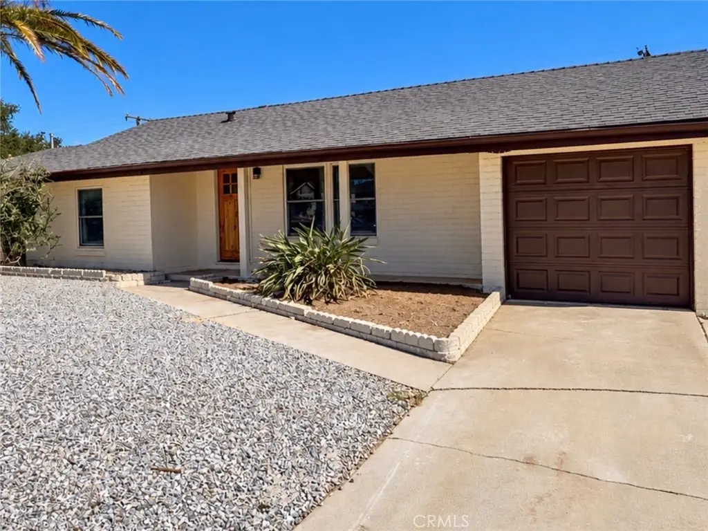 8627 Kempster Ave, Fontana, CA 92335 - #1