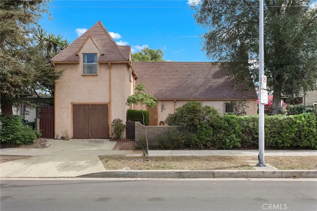 2020 S Gramercy, Los Angeles, CA 90018 - #1