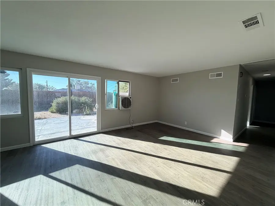 45517 Sancroft, Lancaster, CA 93535 - #3