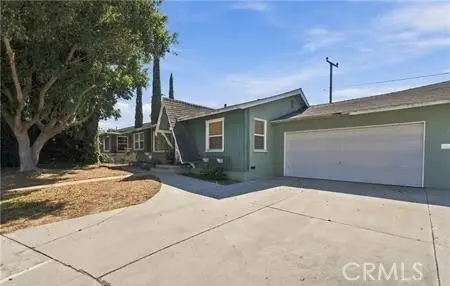 21211 Haston Place, Lakewood, CA 90715