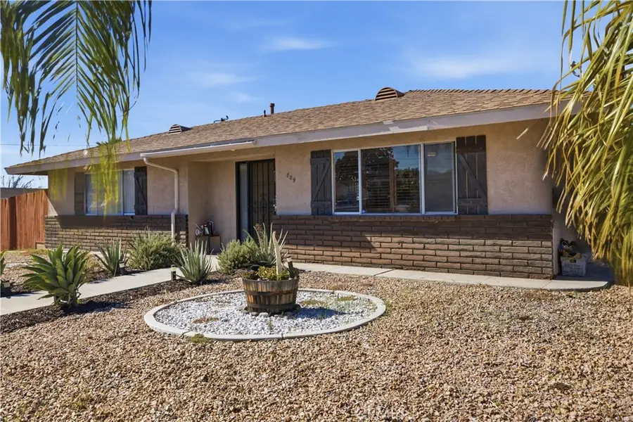 889 Cardona Place, Hemet, CA 92543 - #2