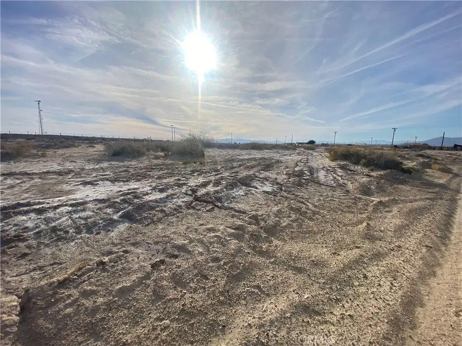 2172 Lansing Avenue, Salton City, CA 92274 - Image #3