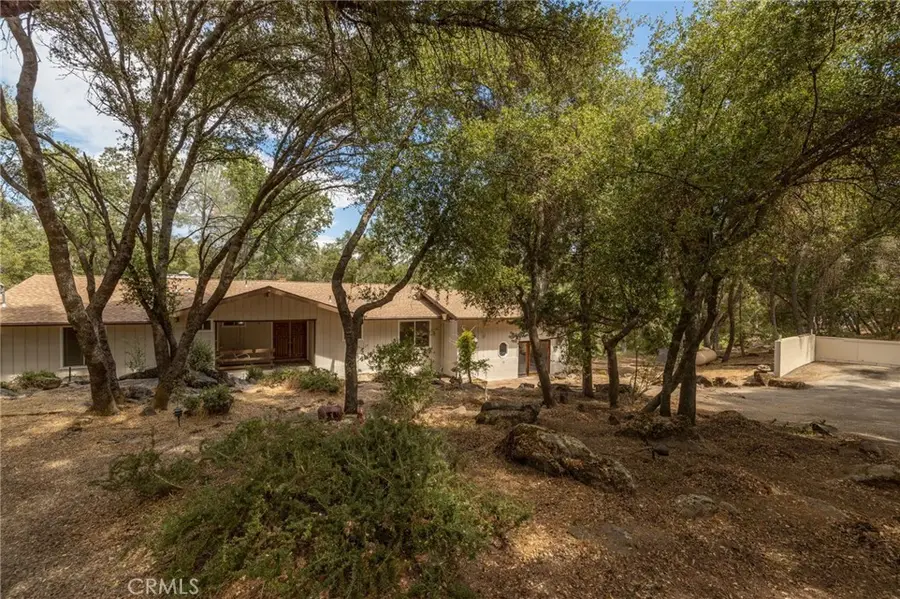 32413 Chickasaw Road, Coarsegold, CA 93614 - #2