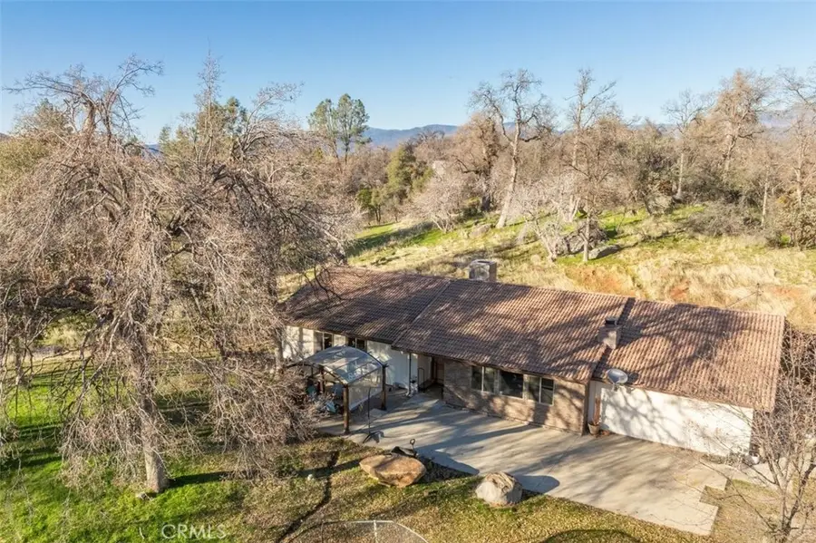 36820 Mudge Ranch Road, Coarsegold, CA 93614 - Image #3