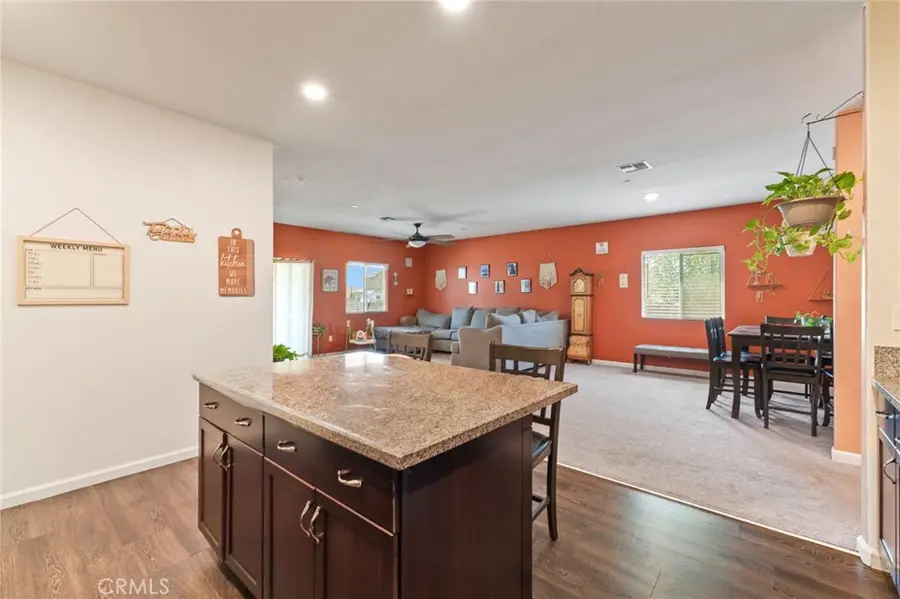 2082 Posa Chanet Boulevard, Coalinga, CA 93210 - #3