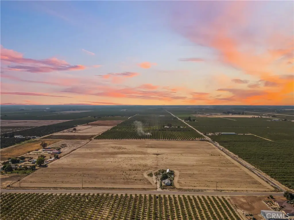 1095 E Mountain View Avenue, Fresno, CA 93725 - Image #1