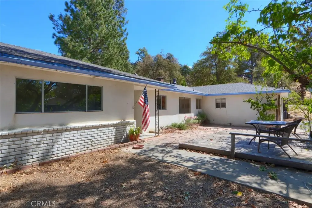 42912 Country Club Drive E, Oakhurst, CA 93644 - Image #1