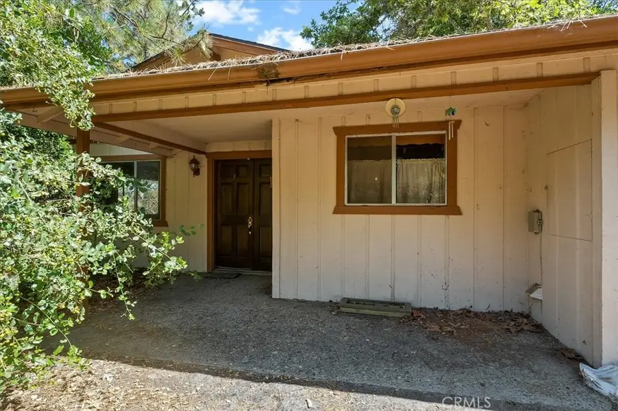 39775 Pine Ridge Road, Oakhurst, CA 93644 - Image #2