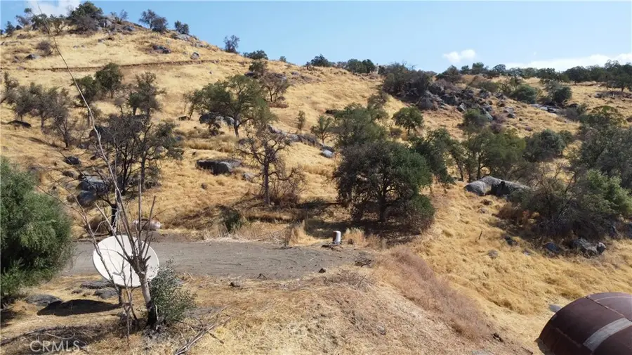 38938 Pepperweed Rd, Squaw Valley, CA 93675 - Image #2