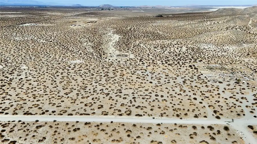 21 Lessing Avenue, Adelanto, CA 92301 - Image #2