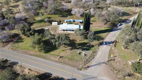 46918 Creekside Road, Squaw Valley, CA 93675